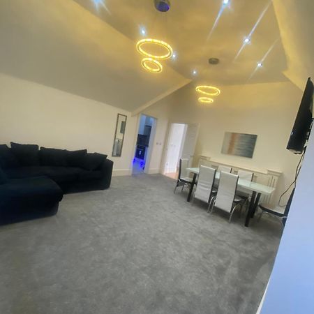 Appartement Penthouse Apt8 à Wolverhampton Extérieur photo